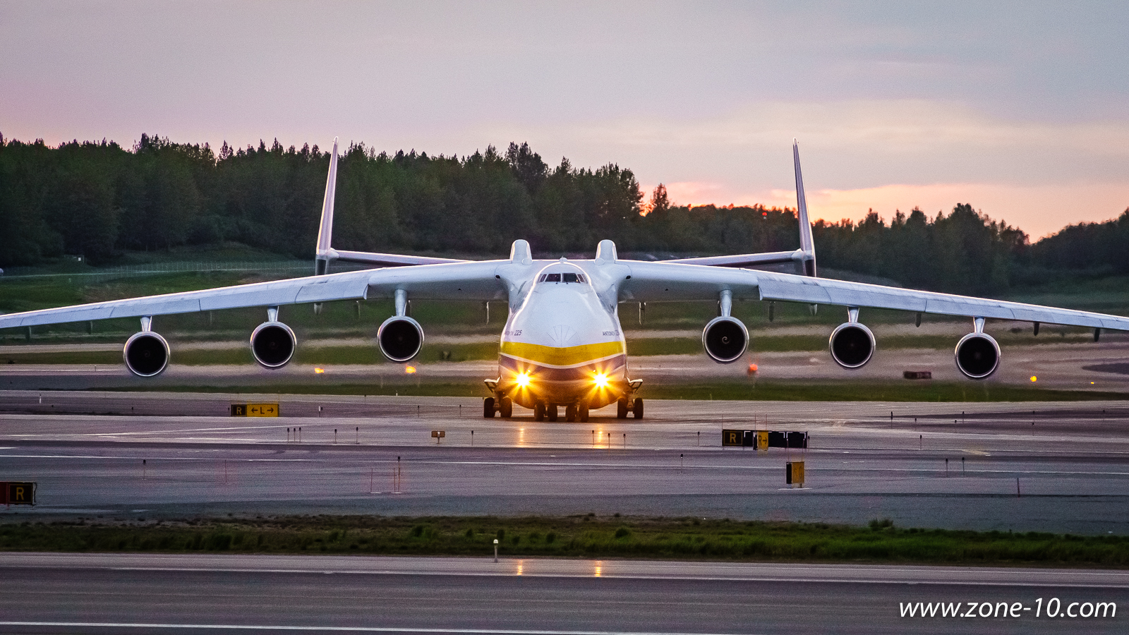 AN-225