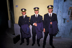 buenos muchachos - nice guys (2003)