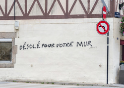 Polite graffiti artist...